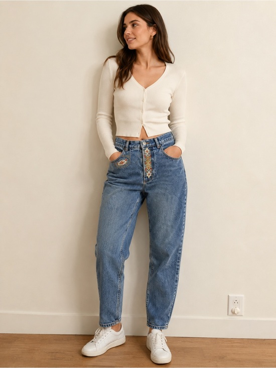 Vintage Denim - Vintage High-Rise Embroidered Relaxed Jeans in Blue small